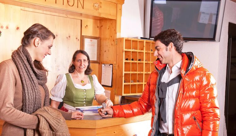 rezeption natur hotel see – Hotel Alpenkönigin See im Paznauntal Tirol